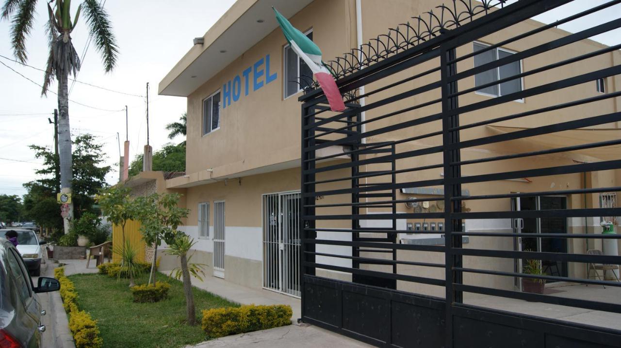 Hgen Rooms & Suites لوس موتشيس المظهر الخارجي الصورة