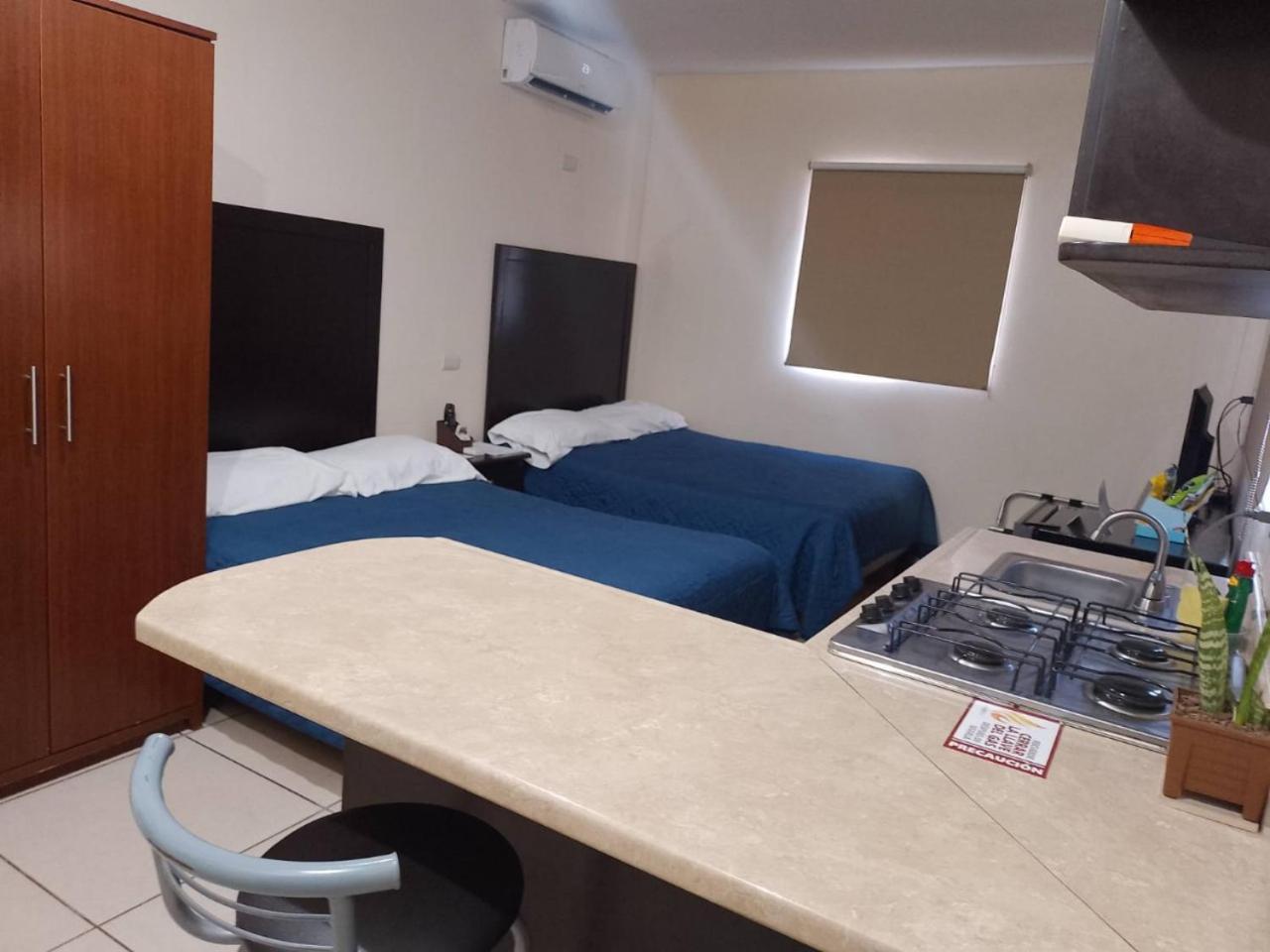 Hgen Rooms & Suites لوس موتشيس المظهر الخارجي الصورة