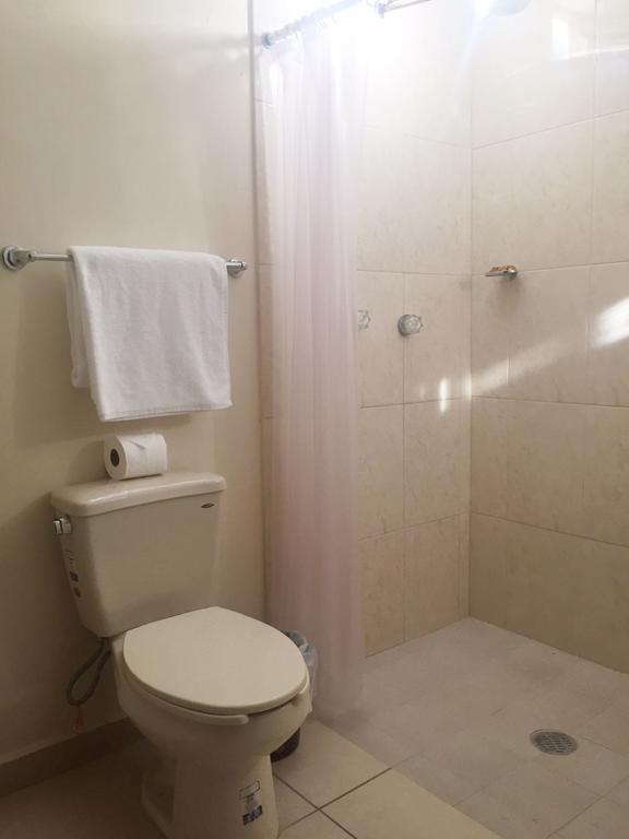 Hgen Rooms & Suites لوس موتشيس المظهر الخارجي الصورة